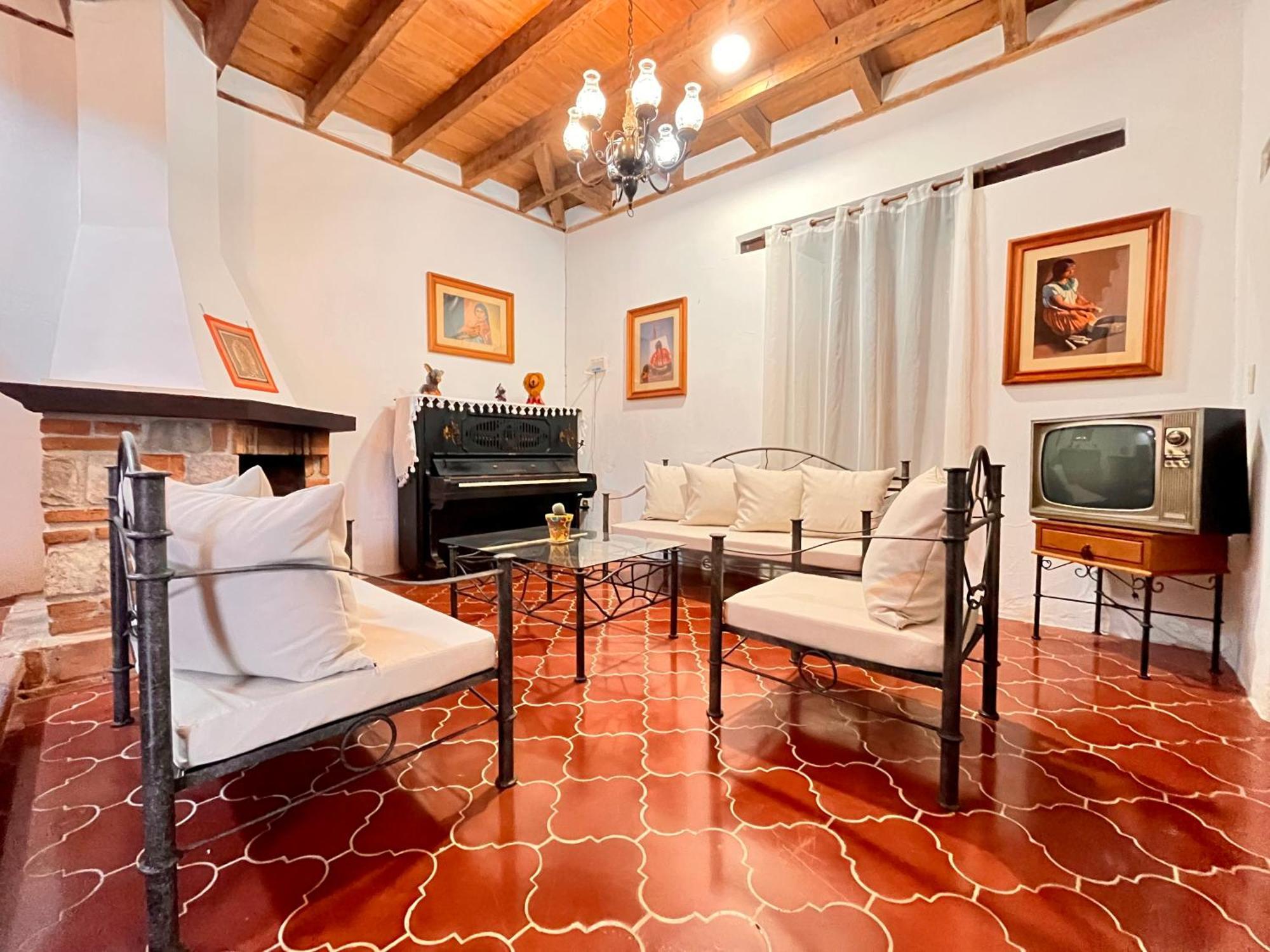 Hotel Ocho Barrios San Cristóbal de Las Casas Buitenkant foto