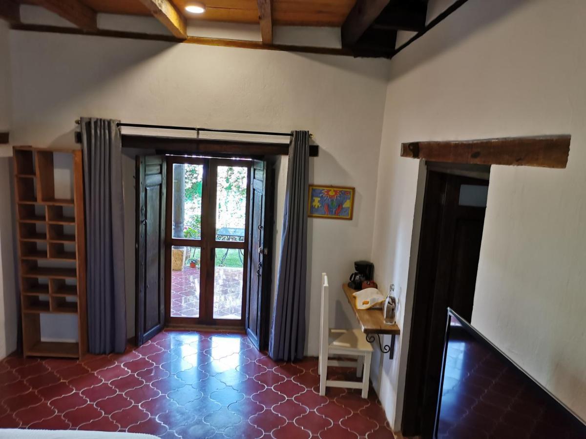 Hotel Ocho Barrios San Cristóbal de Las Casas Buitenkant foto